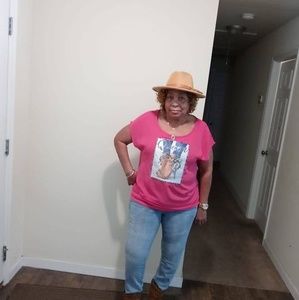 Meet your Posher, Janet